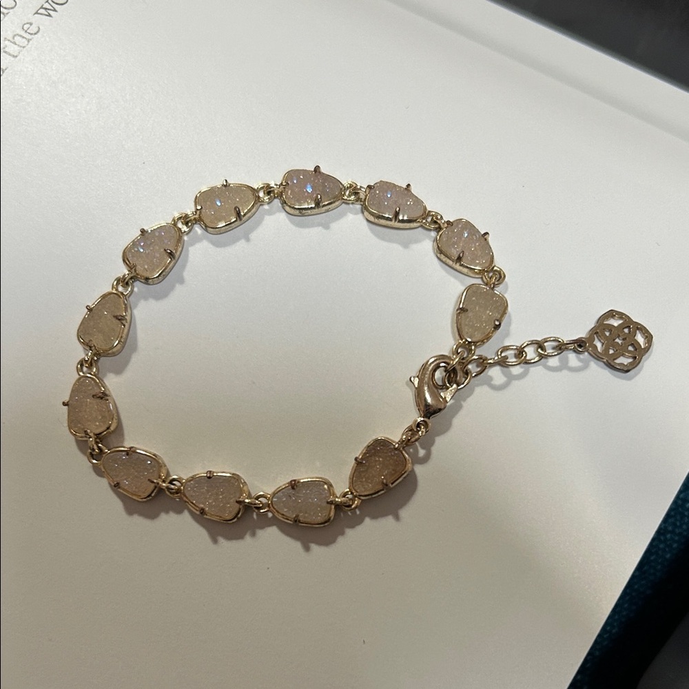 Kendra Scott Gold “Susanna” with Iridescent Drusy Stones🤍